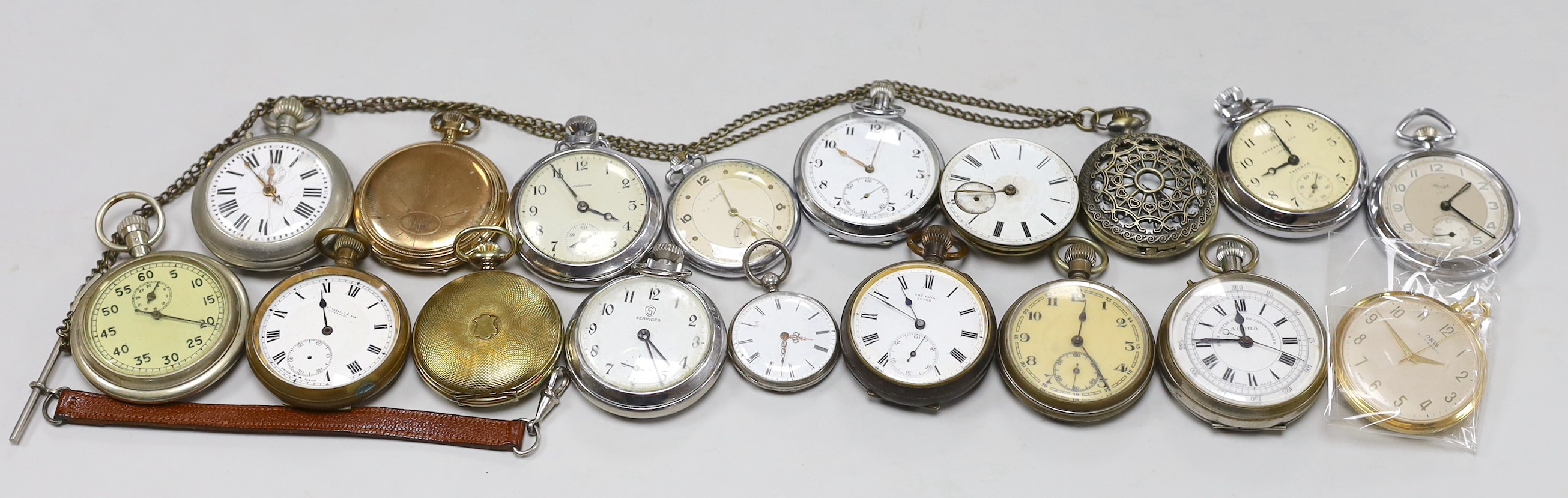 Eighteen assorted base metal pocket watches, including Ingersoll, Lanco and Paragon, some a.f. and a small quantity of assorted watch keys.